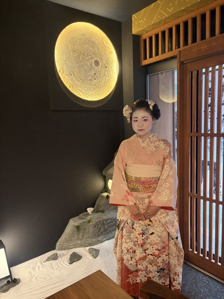 舞娘すみれ